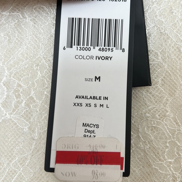 BCBGMaxazria IVORY Scallop Lace Bell Sleeve Blouse size M - Picture 8 of 8